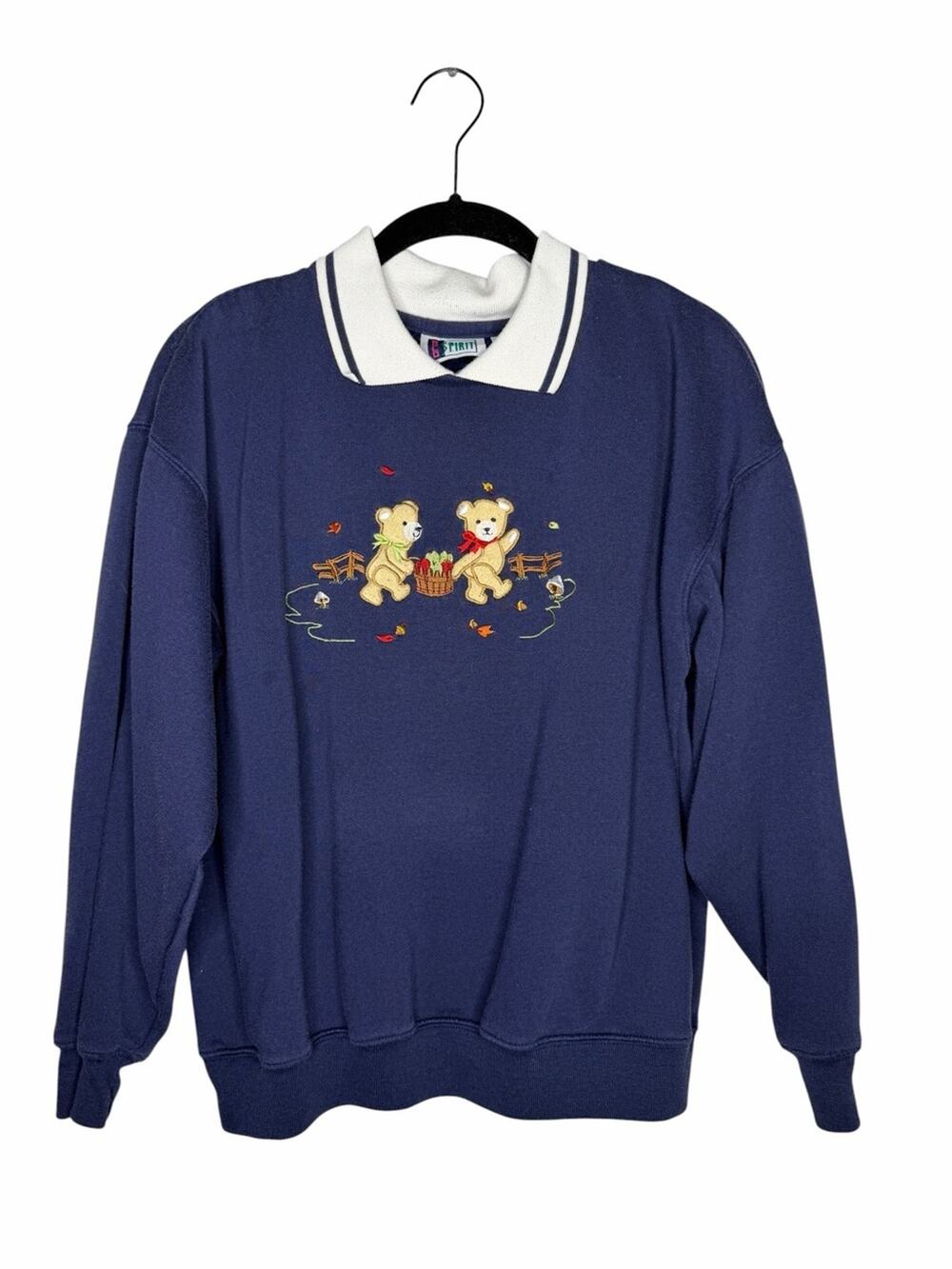 BOLO SPIRIT / vintage blue teddy bear embroidered grandma collared sweatshirt /M